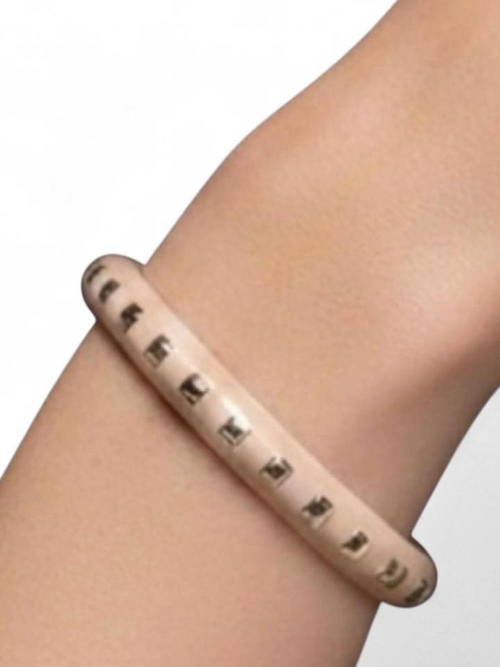 NWOT Beige Enamel Bangle Bracelet